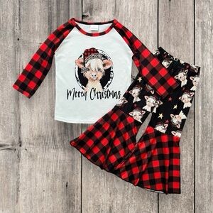 New Girl Boutique Christian’s Highland Cow Set. So cute!!